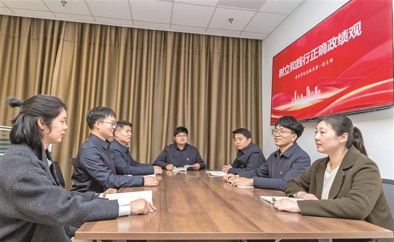 0955125615375011.jpg 0955125615375011.jpg